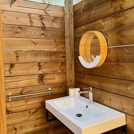 Glamping Bonheur Luxury tent